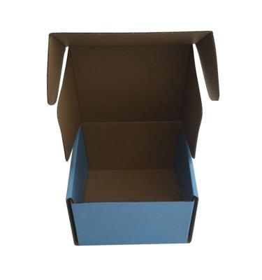 China Recycled Colored Lightweight Colored Shipping Box Materials Wholesale for sale