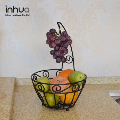 China Simple and Fashionable Viable Living Room Fruit and Vegetable Storage Basket with Small Hook Banana Grape Drain Rack for sale