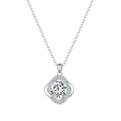 China New Europe and America Carat Mosang Diamond Necklace Noble And Elegant S925 Silver Clavicle Chain Accessories Wholesale for sale