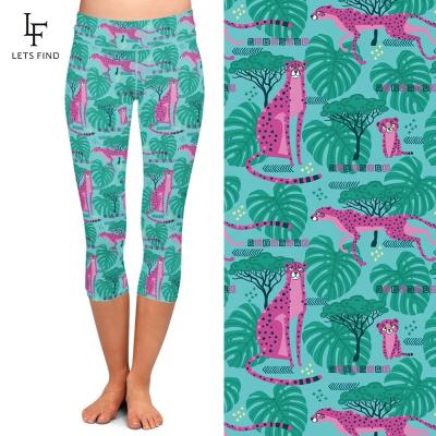 China Breathable Pink Panther Patterned Custom Printed High Waisted Sublimation Capri Womens Yoga Leggings for sale