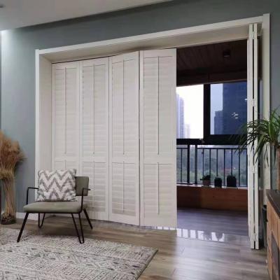 China Anti-bacteria / Waterproof Horizontal Magnetic Planting Shutter Adjustable White Color Folding Normal Interior Door for sale