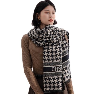 China 2022 New Women Cashmere Long Wrap Shawl Good Quality Winter Plaid Elegant Soft Warm Cashmere Scarf for sale