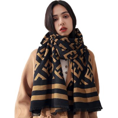 China New popular multifunctional fringed soft cashmere double cashmere winter scarves shawl wrap 2022 side geometric scarf pattern for sale