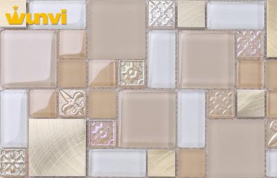 China Durable Light Grown And Mixed Kitchen Mosaic Wall Tiles Irregular Chip for sale