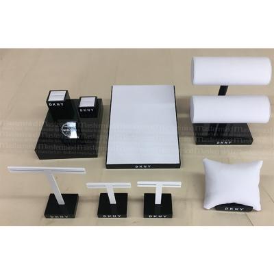 China Elegant Design Metal Jewelry POS Display Set Customized for sale