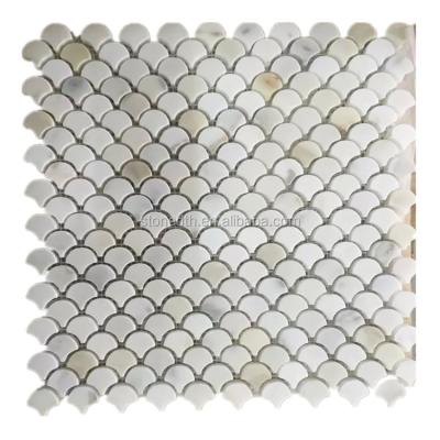 China Parquet Calacatta Gold Marble Fish Scale Mosaic Fan Slab for sale