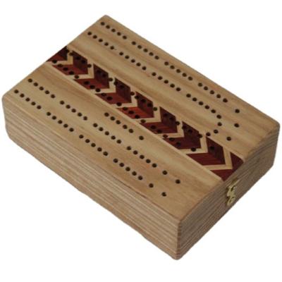 China WOODNB Folding Cribbage Wooden Board Game with Plastic Pegs for sale