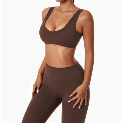 China Breathable Fitness Breathable Running Suit Naked Yoga Set Female Low-cut High-waist Hip-lifting Two-piece Tight Sports Suit for sale