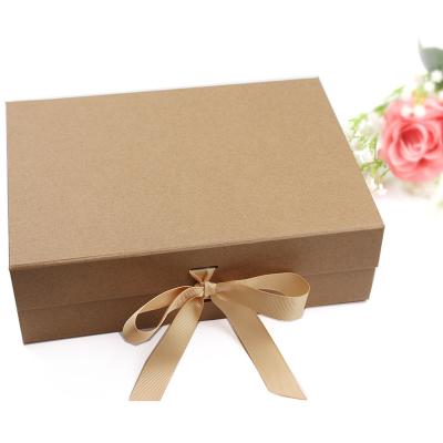 China Recyclable Custom Luxury Magnet Flat Pack Gift Folding Paper Packaging Box for sale