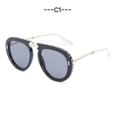 China Diamond Foldable Sunglasses Women Fashion Sunglasses Women Folding Sunglasses for sale