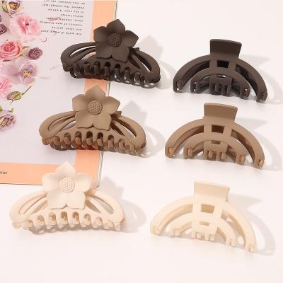 China Korean Hair Decoration 2022 New Design Summer Dark Color Flower Middle 10CM Hair Claws Cut For Girls Women for sale