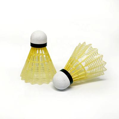 China Custom Nylon Badminton Lining Shuttlecock Plastic Yellow Color 12pcs Tube for sale