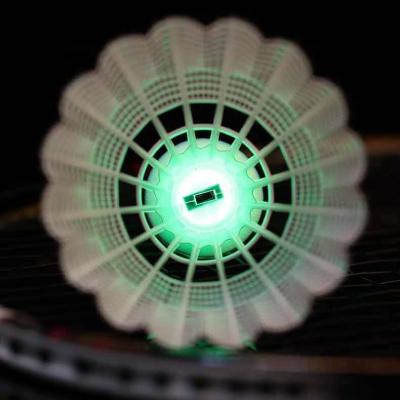 China Green Red LED Shuttle Cock Birdie Lighting Nylon LED Badminton Birdies for sale