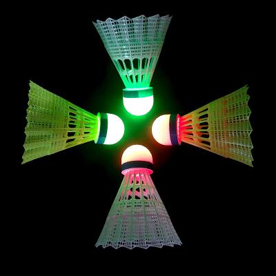 China Nylon Feather Led Badminton Birdies Balls On Night Nylon Feather Shuttlecocks for sale