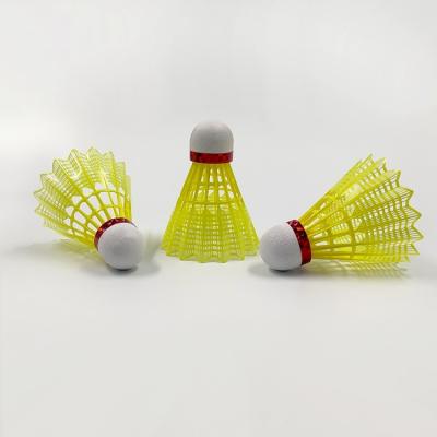 China 12PCS Nylon Badminton Shuttlecock Badminton Shuttlecock Stable Sturdy for sale