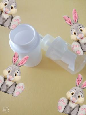 Chine Bouteille écumante de pompe d'ANIMAL FAMILIER recyclable pour 50ml liquide cosmétique 60ml 80ml à vendre