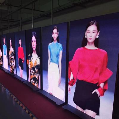 China IP65 Waterproof Outdoor Light Box Poster P3 Smart Led Poster Display 768x1920 for sale