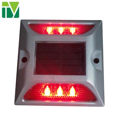 China Ultra Bright Diameter Aluminum Alloy Super Capacitor Aluminum Led Solar Road Stud, Stud Reflective Eye Flashing Road Light for sale