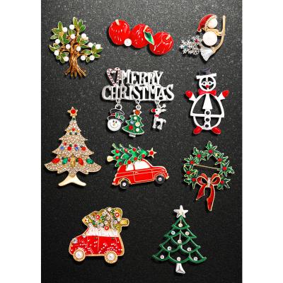 China Snowman Santa Claus Christmas Brooch Wholesale 2023 Winter Jewelry Christmas Tree Decorations Broche De Navidad ALLOY Broche for sale