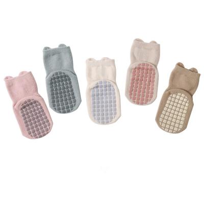 China Breathable Anti Slip Indoor Sports Infant Baby 0-5 Years Old Baby Socks Toddler Anti Grips Cotton Crew Socks for sale