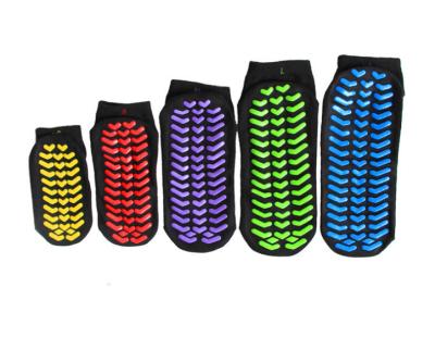 China Wholesale Unisex Sporty Cotton Mixed Size Anti Slip Bumps Sport Jumping Trampoline Socks for sale