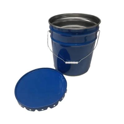 China Customizable Color Screw Cap Lubricating Oil Bucket 1L 40L Barrel With Waterproof Coating for sale