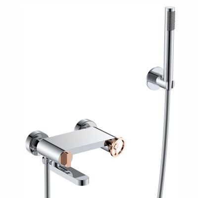 China Without Sliding Bar Industrial Handle Rose Gold And Chrome Wall Mounted Bath Mixer for sale