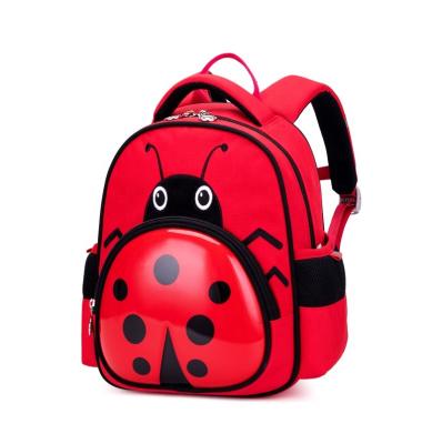 China 3D Beetle Waterproof Custom Fancy Animal Design For Boys Kindergarten Backpacks Durable Raincoat For Kids School Bags for sale