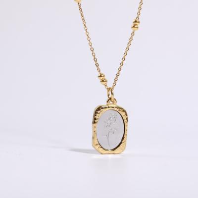 China Wholesale Trendy Fashion Women Jewelry 18K Flower Necklace Stainless Steel Gold Plated Pendant Necklace for sale