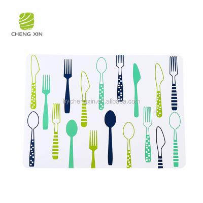 China Viable Wholesale Color Plastic Place Mat Kitchen Tools And Instruments for sale