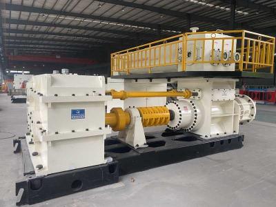 China Vacuum Wet Clay Brick Extruder Machine Capacity 13,000 - 19,000 pcs/H for sale