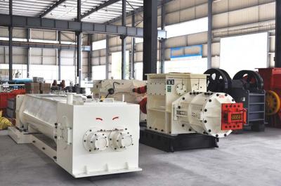 China Het grote Vacuüm het Staal van Extruderclay brick extrusion machine carbon het Vormen Gieten Te koop