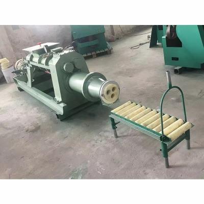 China Customized Logo Vacuum Mud Pug Mill For Ceramic Mini Brick Floor Tile for sale