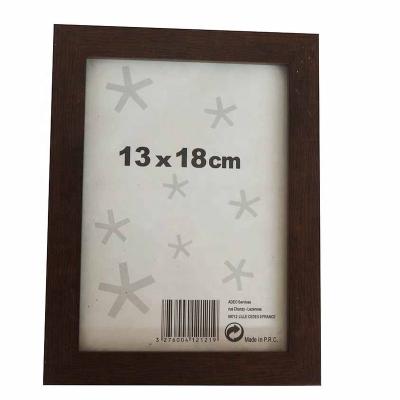 China Fashionable And Unique Home Office Hotel Store Aluminum Wooden Photo Frame MDF PVC PS Color And Size Photo Frame Decor Custom Photo Frame for sale