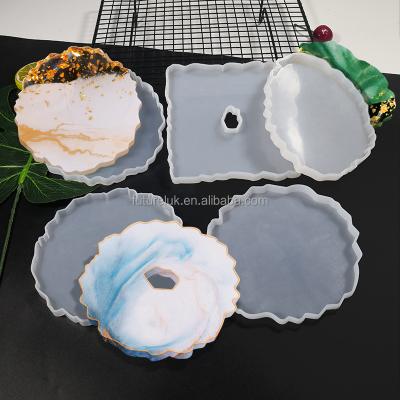 China Viable Home Eco-Friendly Resin Molds DIY Crystal Round Fruit Tea Tray Arrangement Table Decor 3D Led Cup Coaster Silicone Molds for sale