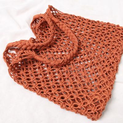 China High Quality Summer Hollow Grid Woven Bag Cotton String Net Pocket Handmade Beach Bag for sale