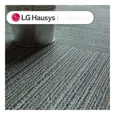 China Waterproof Lg/Lx Waterproof 2Mm Thickness Click Lvt Flooring Vinyl Flooring With Wear-Resistant Layer For Office Hospital And Etc for sale