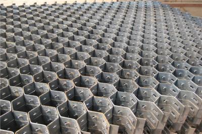 China 2mm 2.5mm Thickness Hex Mesh Refractory Stainless Steel 304 306 316 for sale