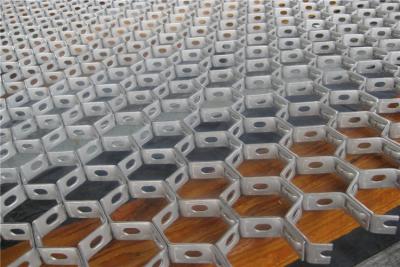 China 304/316 Stainless Steel Hex Steel For Refractory Lining With 50X50mm Mesh for sale