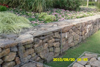 China Graue Galfan-beschichtete, geschweißte Gabion-Kästen mit Gabion-Gesteinkäfigen zu verkaufen