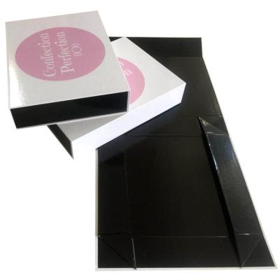 China Aseptic Customized Gift Packaging Box With Magnetic Folding Box for sale