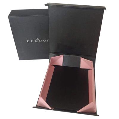 China Aseptic High End Folding Closed Jewelery Box Cardboards Magnetic Cosmetic Box for sale