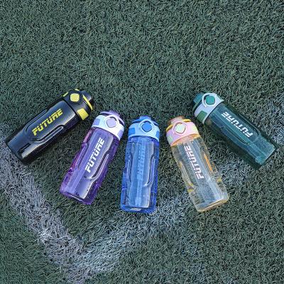 China One Size Sustainable Wholesale Adult 600ml Hand Open Tritan Tritan Sport Plastic Free Clear Plastic Water Bottle With Straw for sale