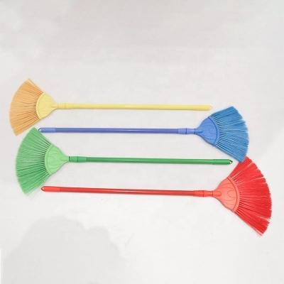 China High Quality Cleaning Products China Factory Wholesale Price Ceiling Broom Direct Selling Extension Stick Ceiling Broom Brush for sale