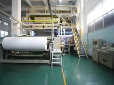 China Hoge van de het Signaalmatrijs van de productieefficiency Machine 2400mm 3200mm 4000mm van SpunBond Te koop