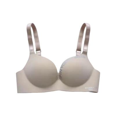 China Hot Selling Women's Daily Bra Side Closure New Hot Wireless Seamless Thickness QUICK DRY Design Wire Free Thick Bra Three Quarter (3/4 Cup) for sale