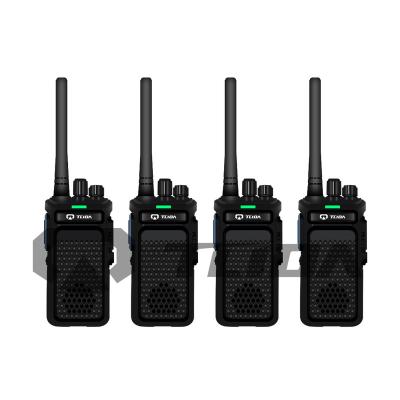 China Waterproof Handheld Wireless Walkie Talkie POC 4g Two Way Radio Walkie Talkie Phone 200KM 500KM Flashlight Function TLIDA M30 for sale