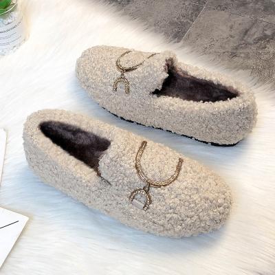 China Cushioning New Lady Warm Slip On Fashion Sneaker Heals Flat Women's Casual Furry Plush Fluffy Winter Shoes for Women for sale