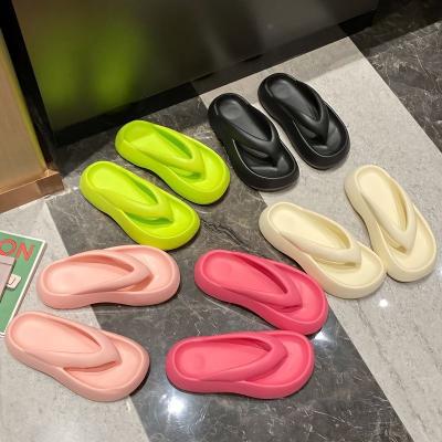 China Cushioning 2023 new designs cute soft Wholesale summer beach Fashion eva ladies flip-flops sport slippers for women for sale