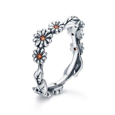 China Hot Sale 100% Casual/Sporty Low Price 925 Sterling Silver Daisy Flower Female Rings For Women Wedding Silver Jewelry for sale